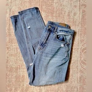 American Eagle Mom Jeans